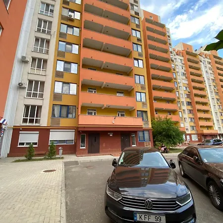 Rentnow Family Large Apartament Near Airport Chisinau Exterior photo