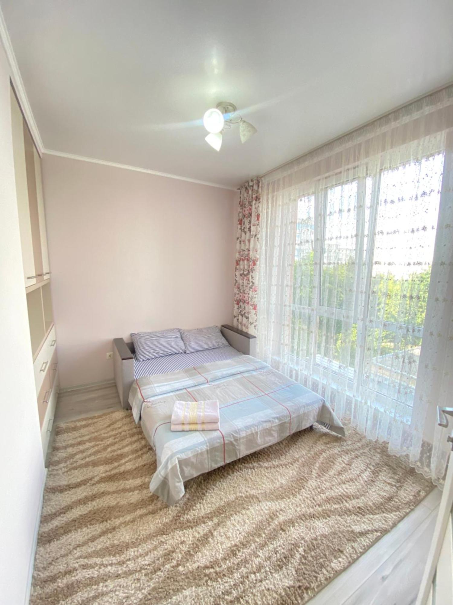 Rentnow Family Large Near Airport Apartment Chisinau